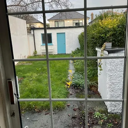 Daire Bath Avenue