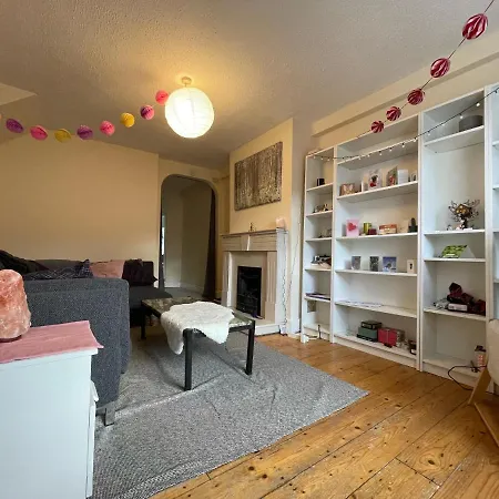 Bath Avenue Daire *